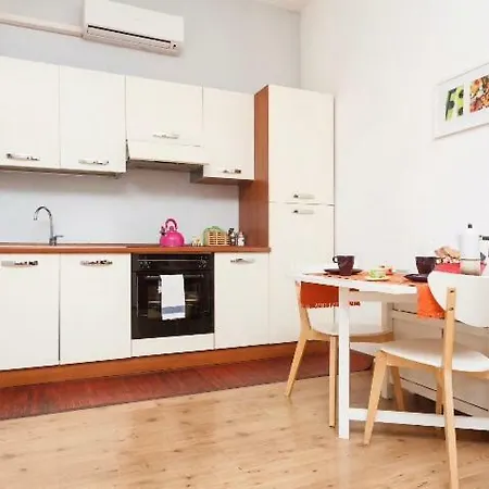 New A Trastevere شقة